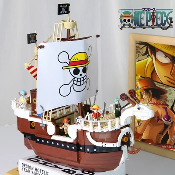 23 cm Anime Enem Kosu Ladje gradniki Luffy Model Igrača Super Srčkan Mini Boat THOUSANDSUNNY Bo Vesel Model Akcijskega Slika