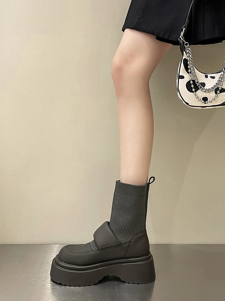 Rock Čevlji Ženska Gumijaste Škornje Luksuzni Oblikovalec Čevlji-Ženske Krog Toe Ravno Pete Dež Moda 2023 Elegantno Jeseni Nogavice Lolita 4